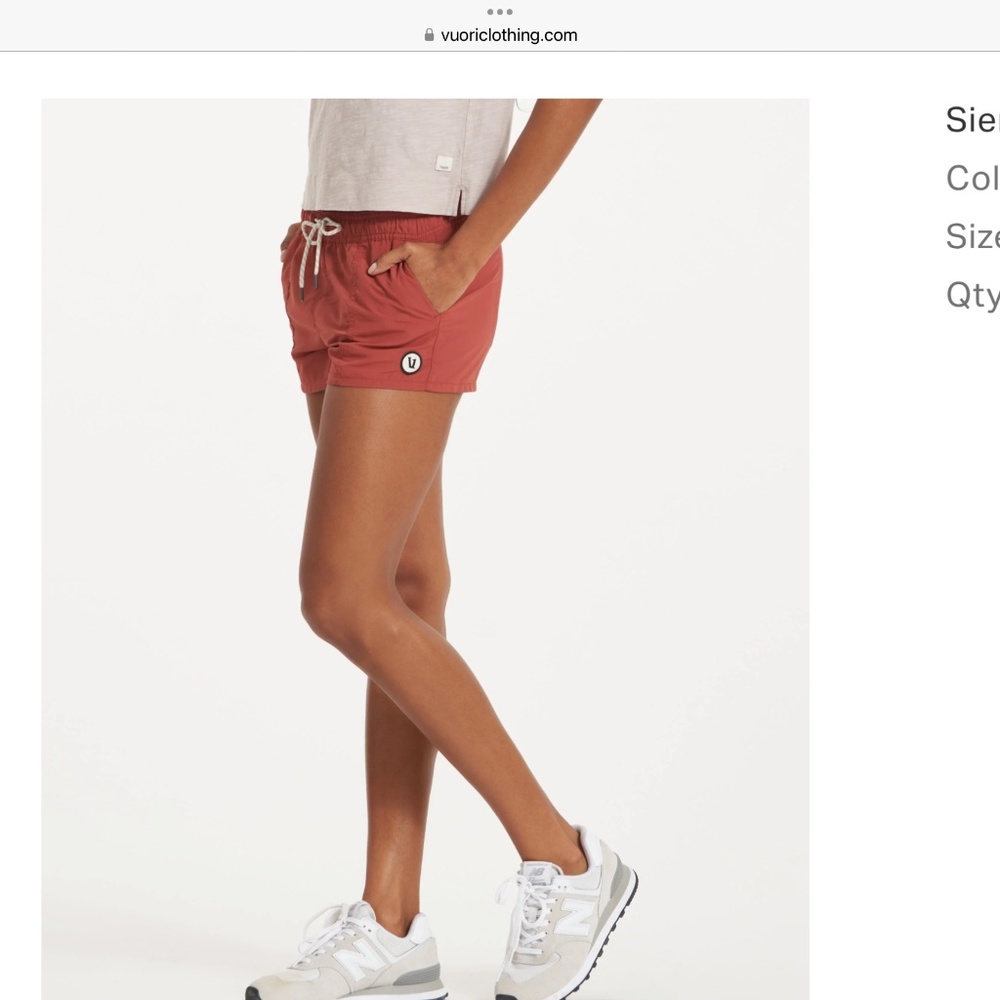 Vuori shorts EUC